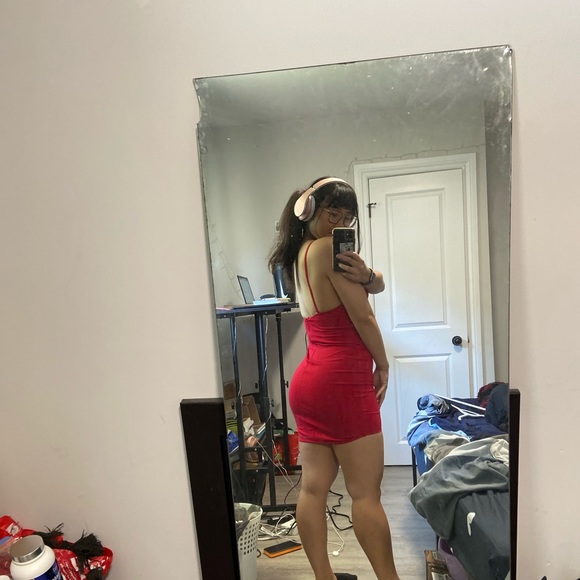 Heart Neckline Red Bodycon Dress with Cut-out and Open Back - Picture 10 of 10